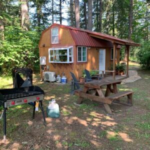 The Tiny House at ElfenWood Lodge